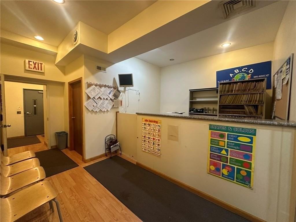 766 55th St - Photo 3 of 15