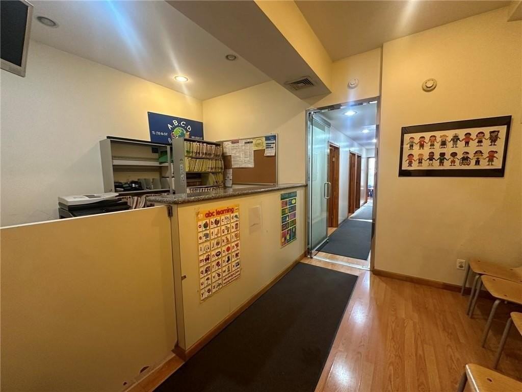 766 55th St - Photo 4 of 15