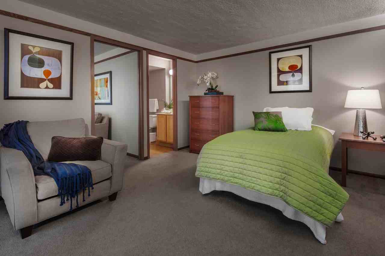 Birge House - Photo 7 of 10