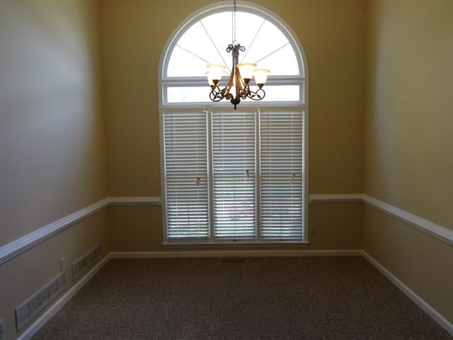 458 Abbington Ln - Photo 3 of 14