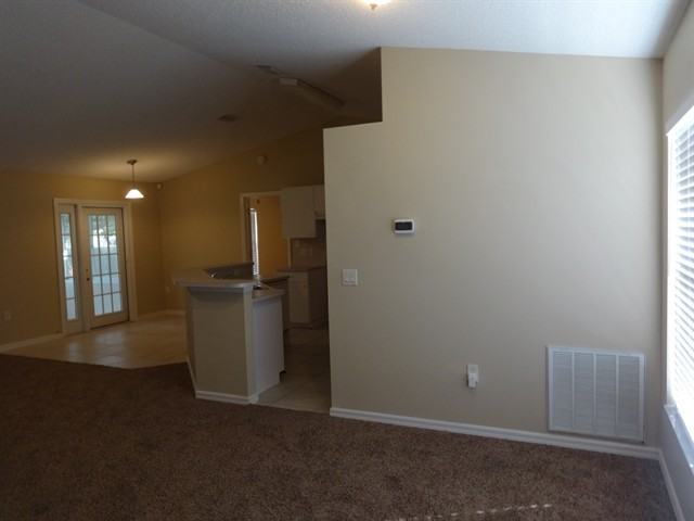 985 Elmsford St NW - Photo 3 of 8