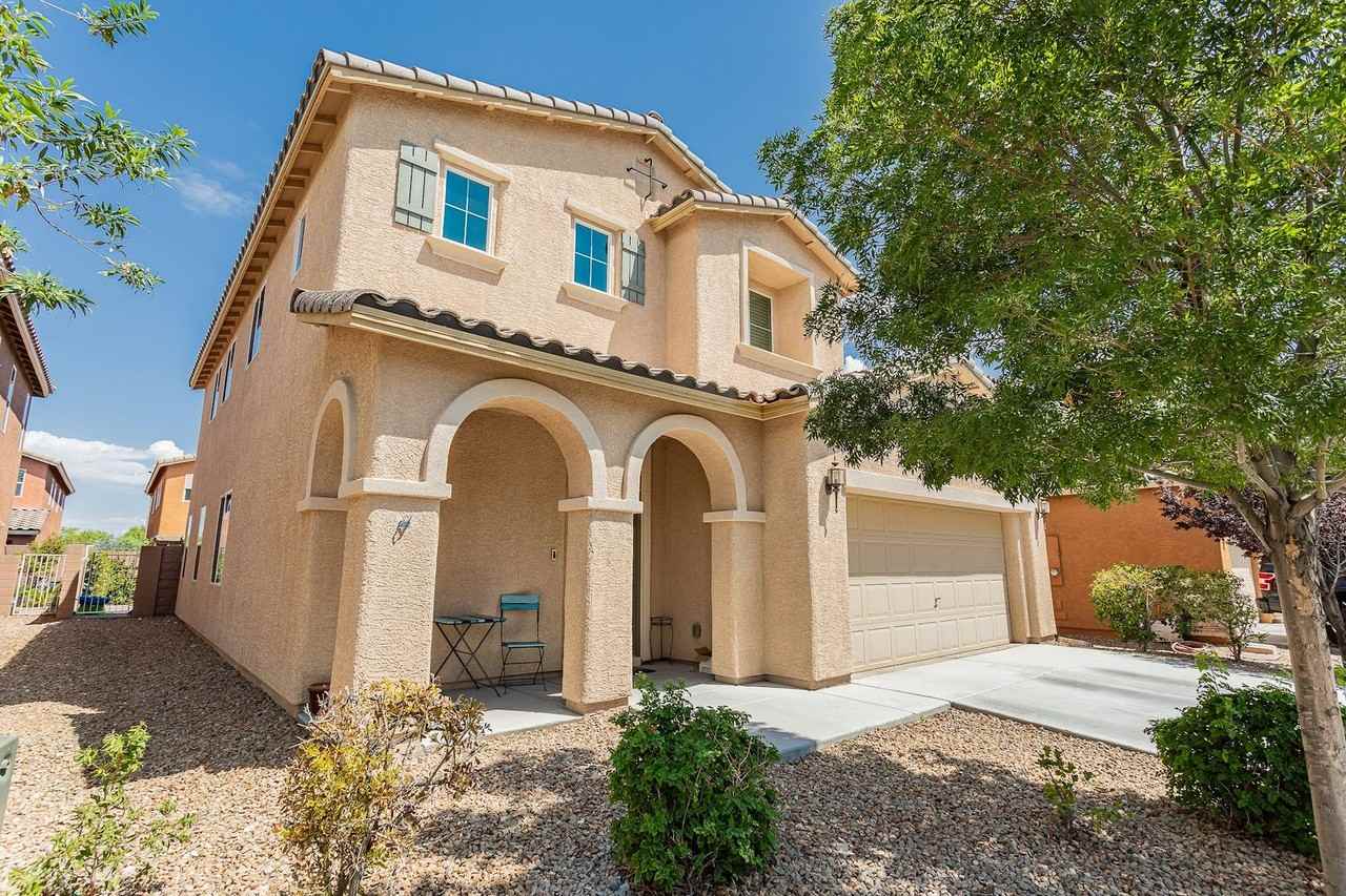 7886 Red Rock Ridge Ave - Photo 3 of 50