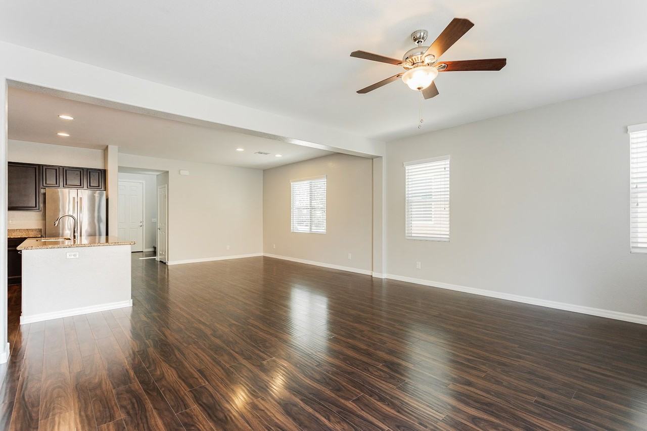 7886 Red Rock Ridge Ave - Photo 6 of 50