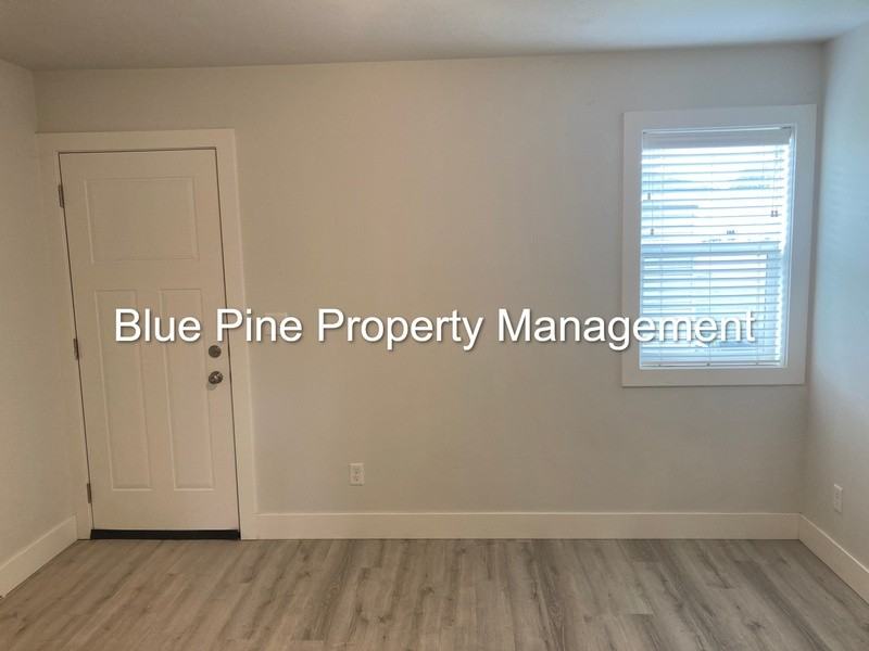 170 Opal Ct #1 - Photo 6 of 11