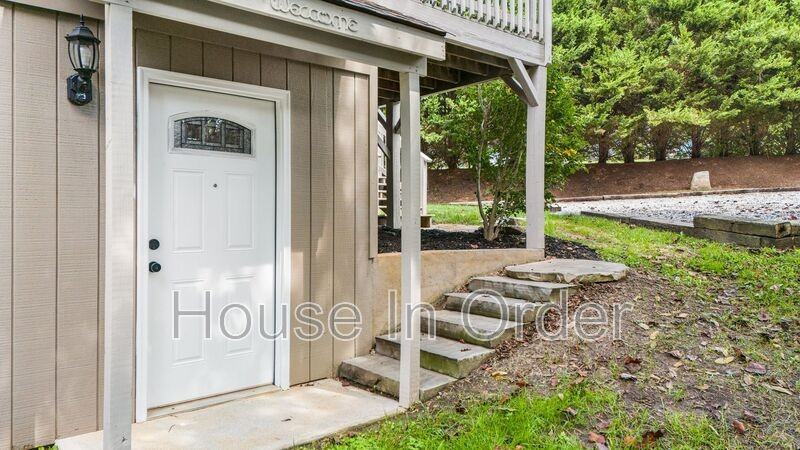 38 Acorn Ln #100 - Photo 2 of 19