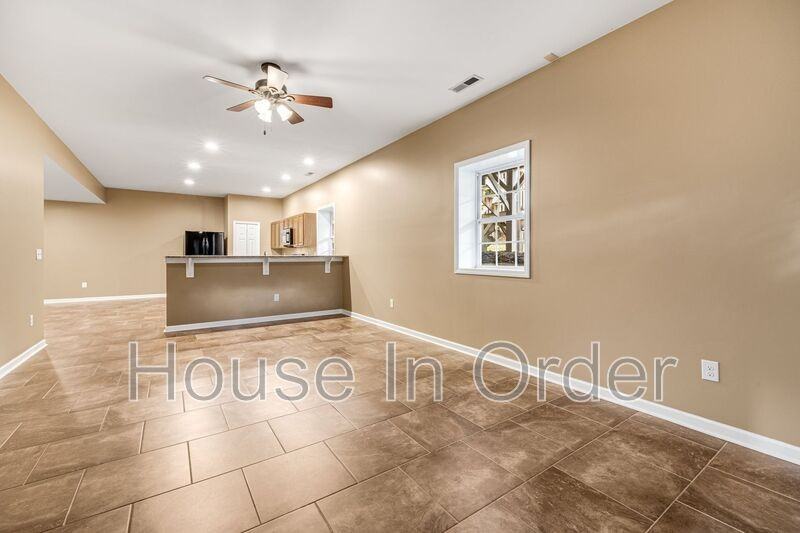 38 Acorn Ln #100 - Photo 7 of 19