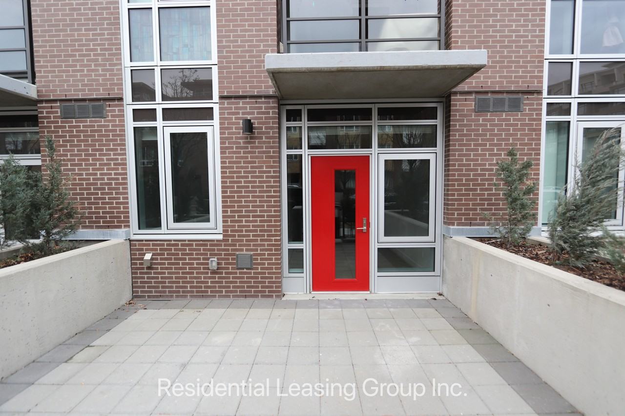 111 9 St Ne - Photo 2 of 23