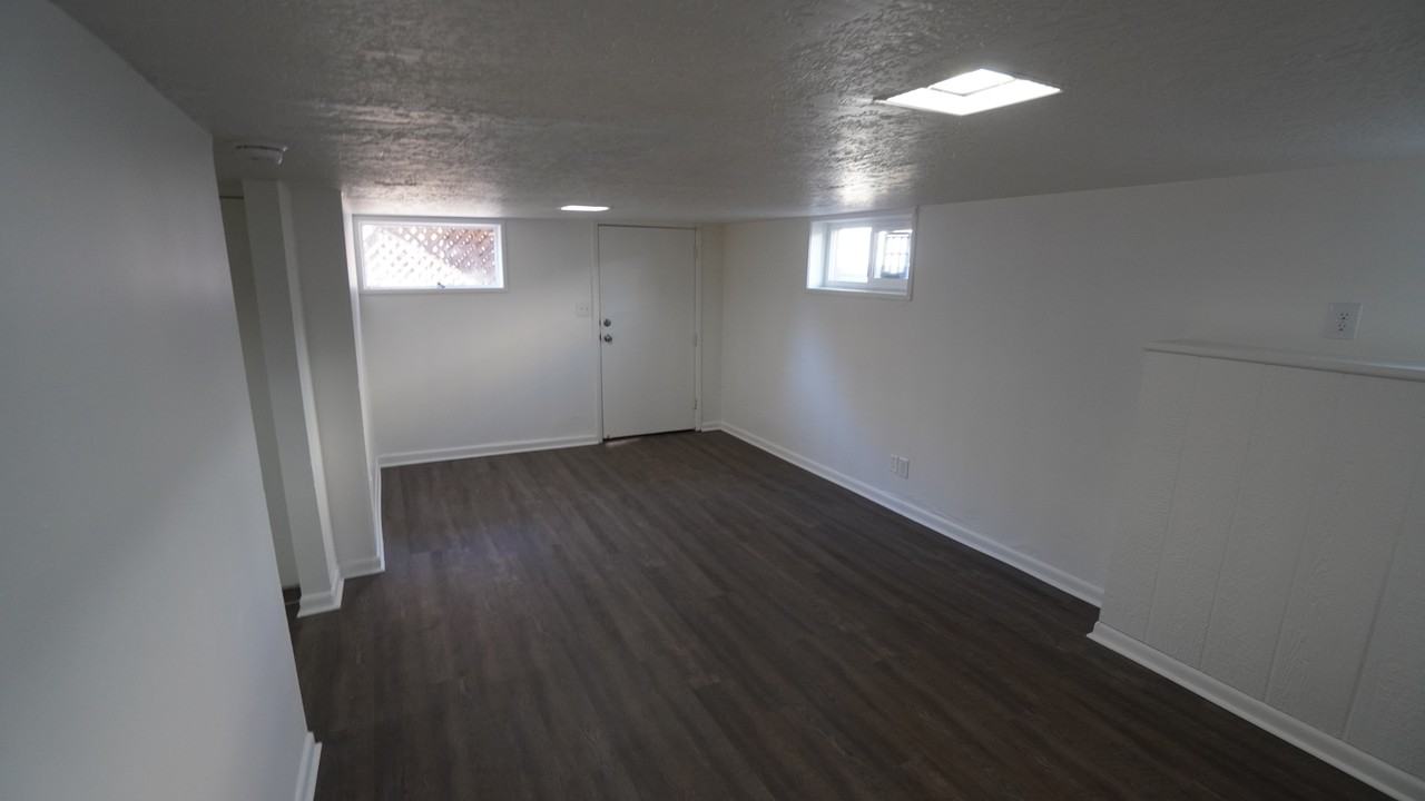 3567 Porter Ave - Photo 3 of 21