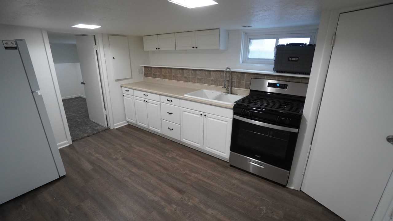 3567 Porter Ave - Photo 6 of 21