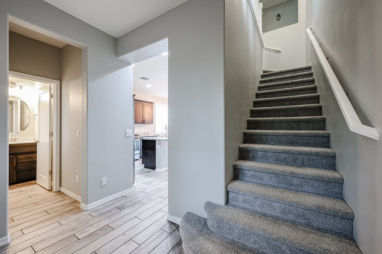 1936 S Sycamore Pl - Photo 6 of 47