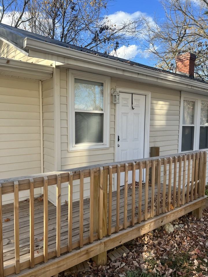 207 Allen Drive - Photo 4 of 39