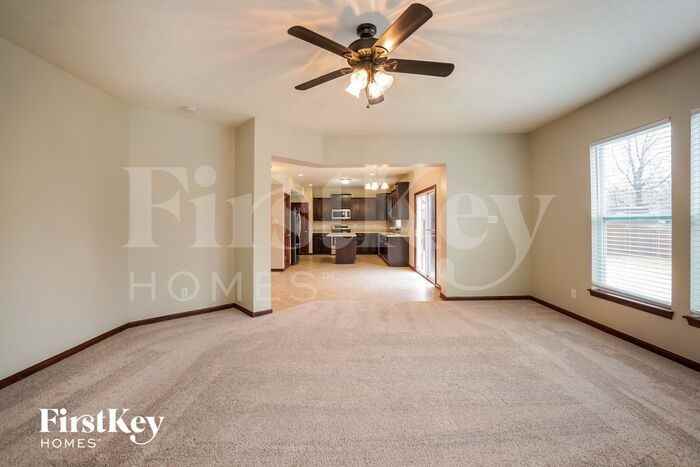 8806 New Heritage Ct - Photo 2 of 15