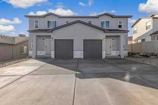 2861 Naples Dr - Photo 1 of 1