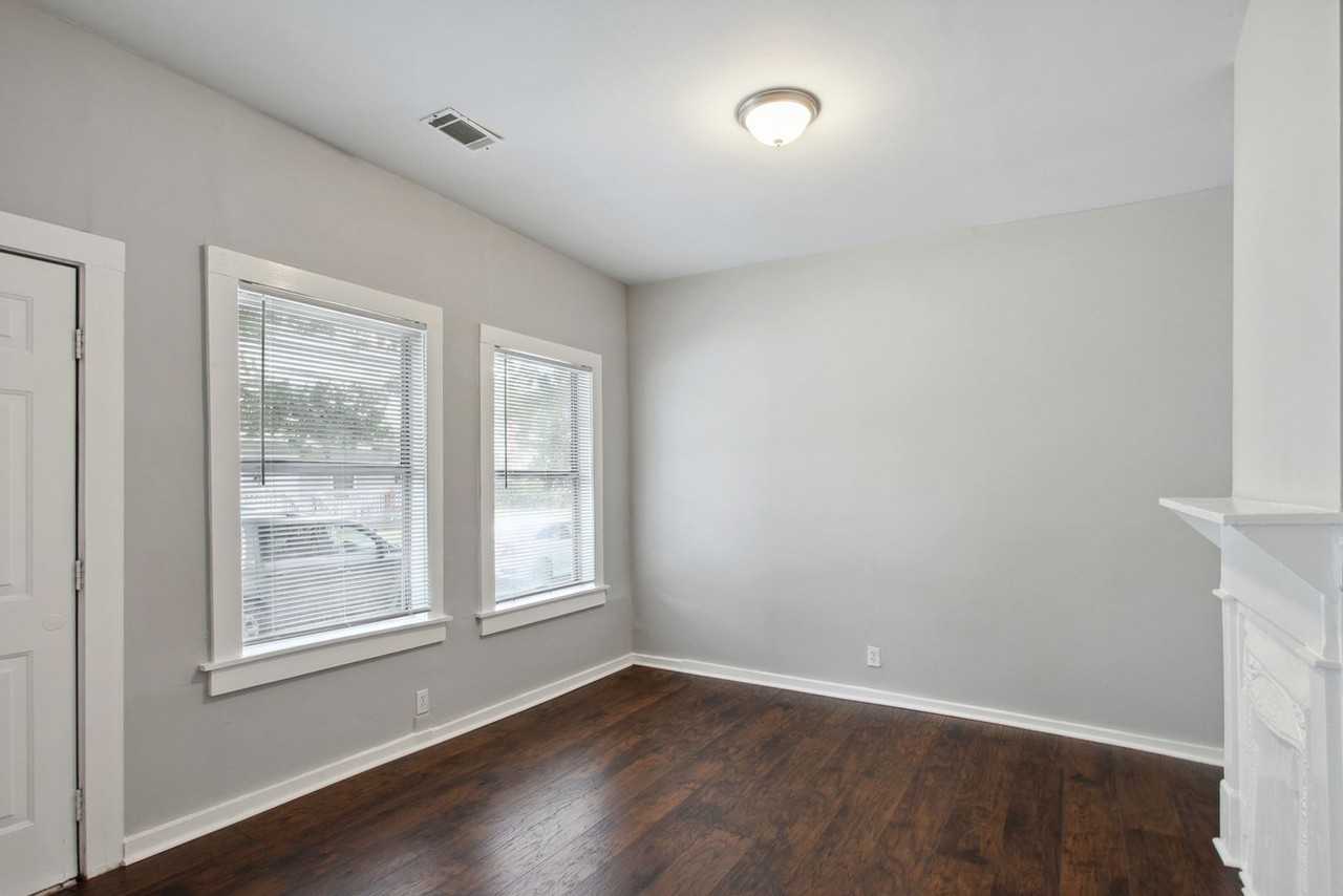 1201 E Bolton St - Photo 2 of 9