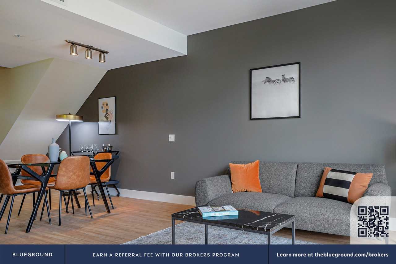 383 Stockton Avenue - Photo 5 of 52