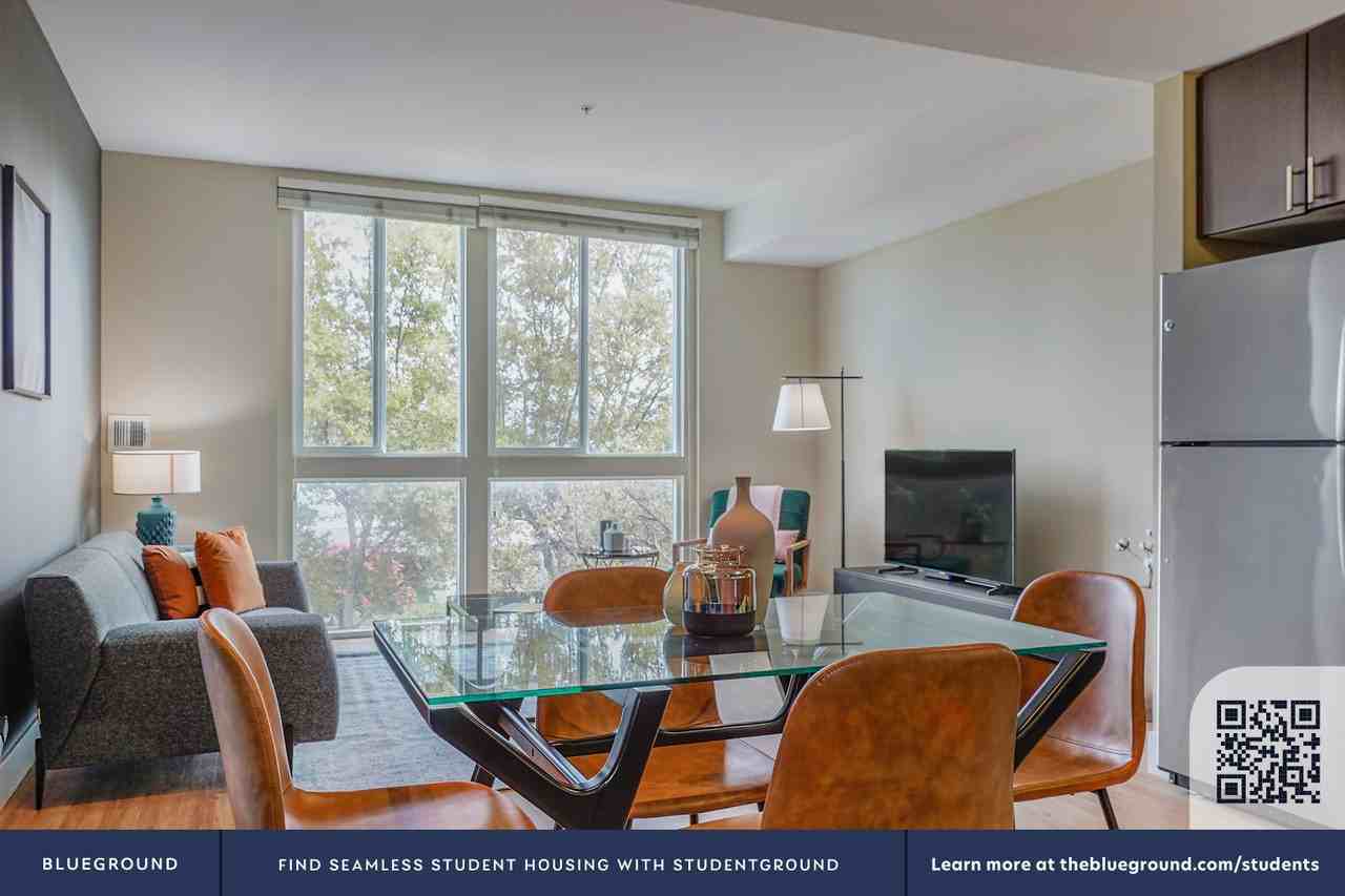 383 Stockton Avenue - Photo 7 of 52