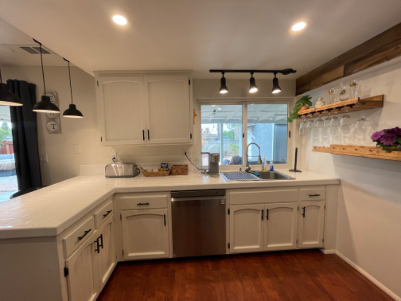 769 Highland St - Photo 6 of 29