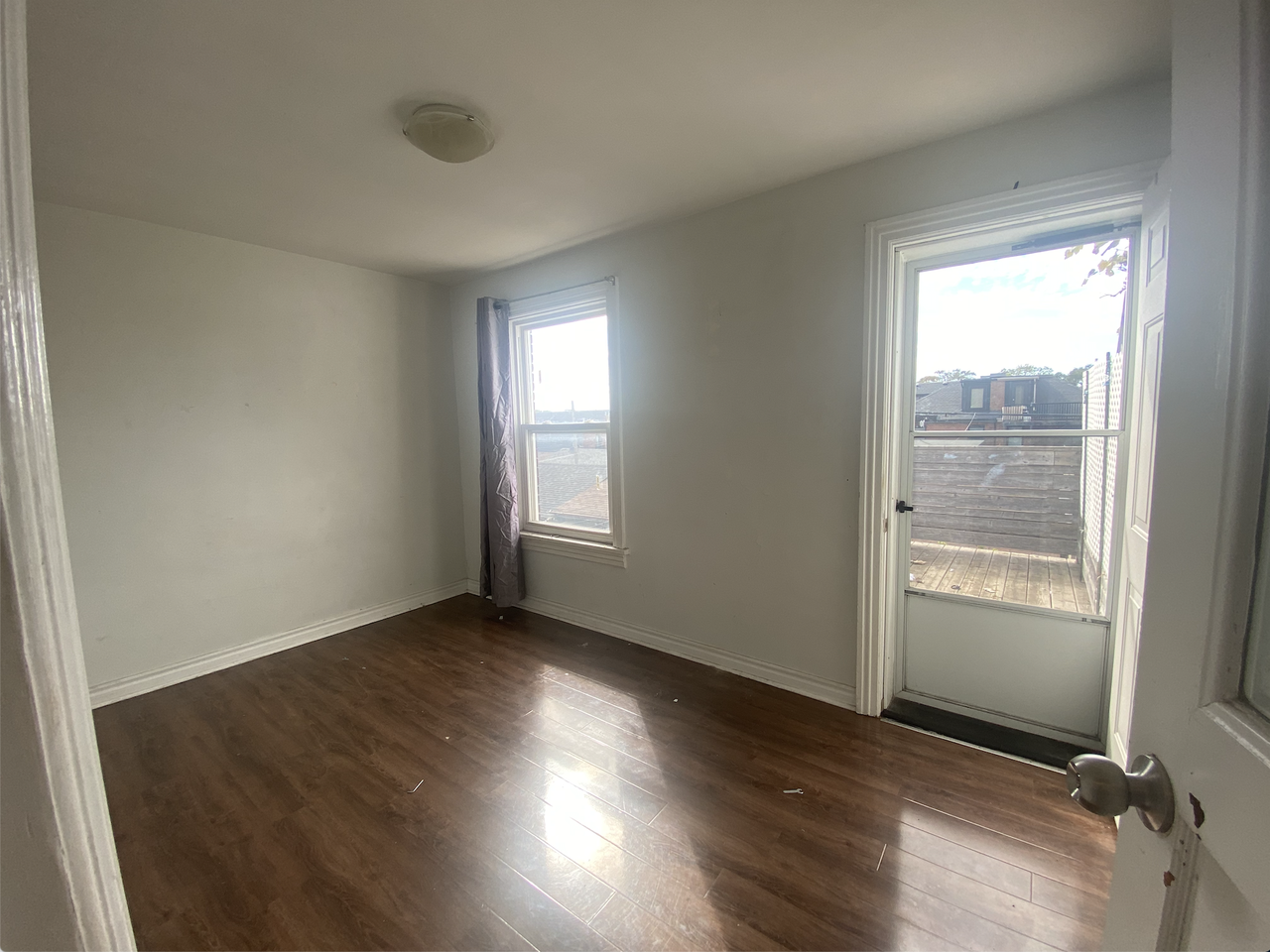 Ossington Ave & College St #2 - Photo 7 of 15
