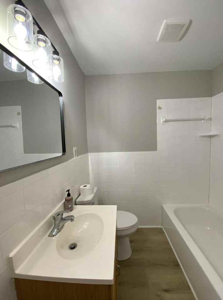 Laguna Dr - Photo 2 of 21