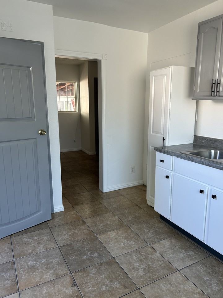 10818 Croesus Ave #10818 - Photo 4 of 10