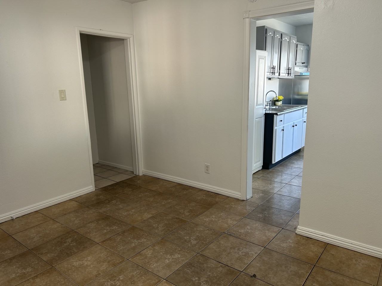 10818 Croesus Ave #10818 - Photo 5 of 10