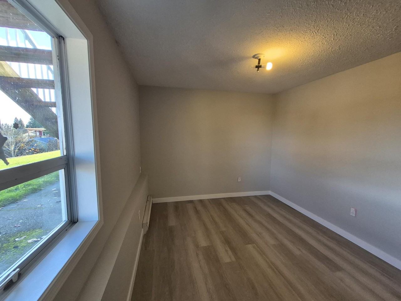 6181 Palahi Rd - Photo 4 of 12