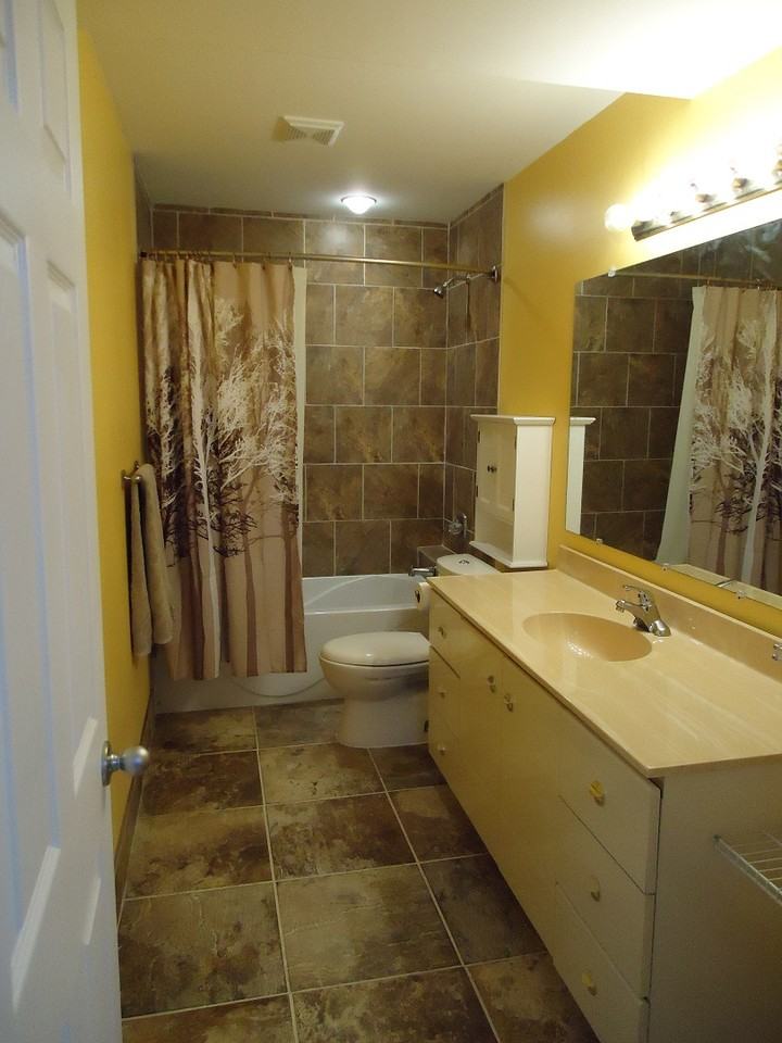 521 Overland Drive - Photo 4 of 12