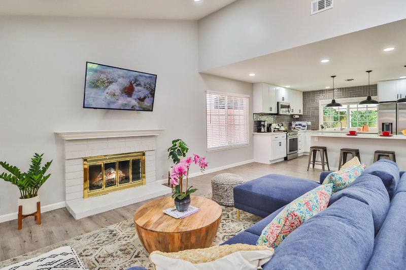 5664 East Bloomfield Street - Photo 7 of 21