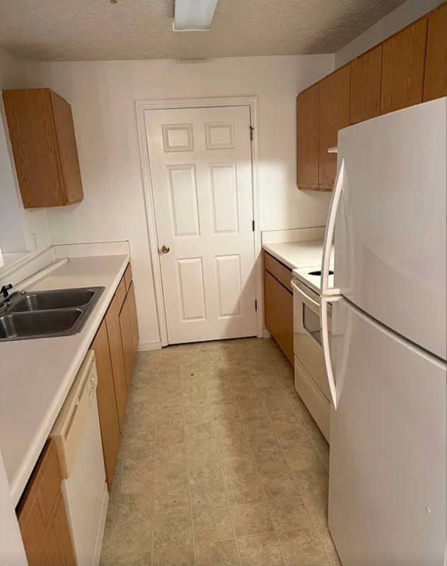 2204 Waldrop Pl #2204 - Photo 2 of 9