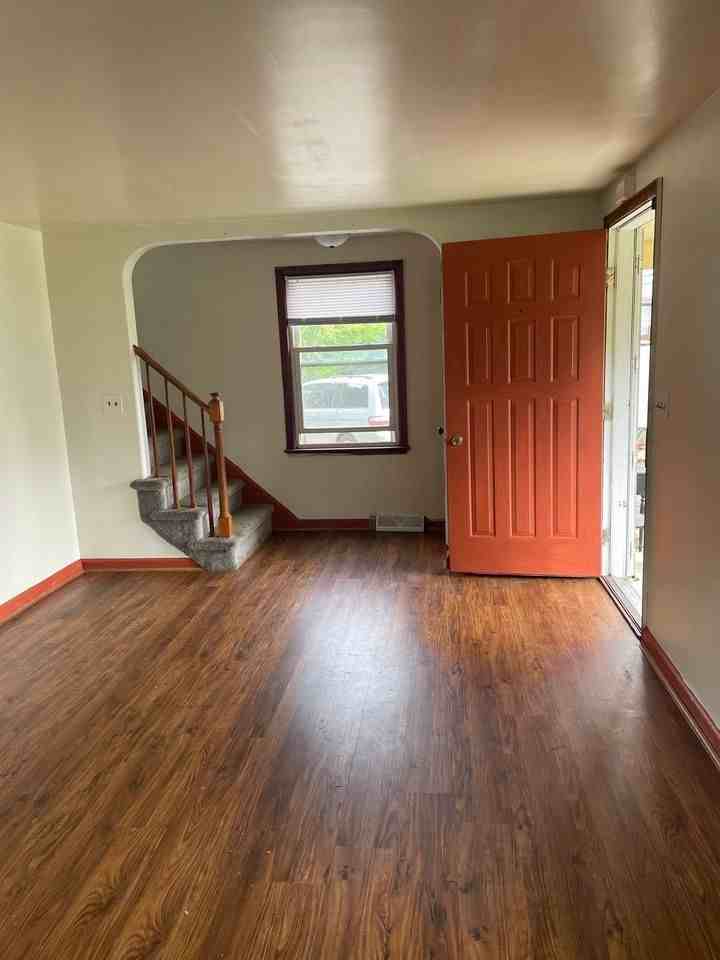 2446 Bretton Pl #NA - Photo 3 of 14