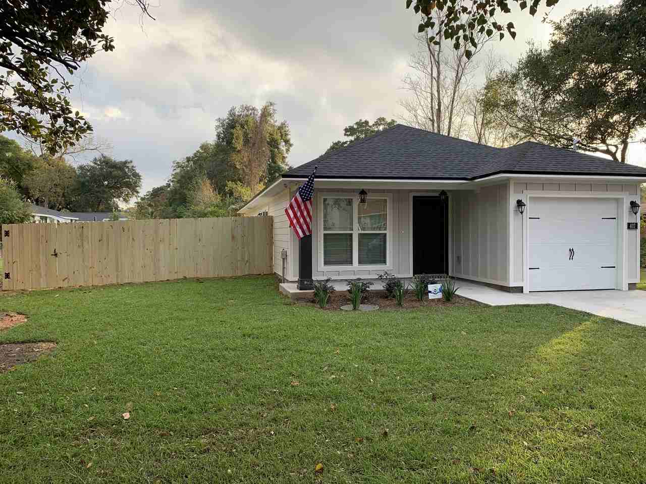 407 W Jordan St #NA - Photo 3 of 33