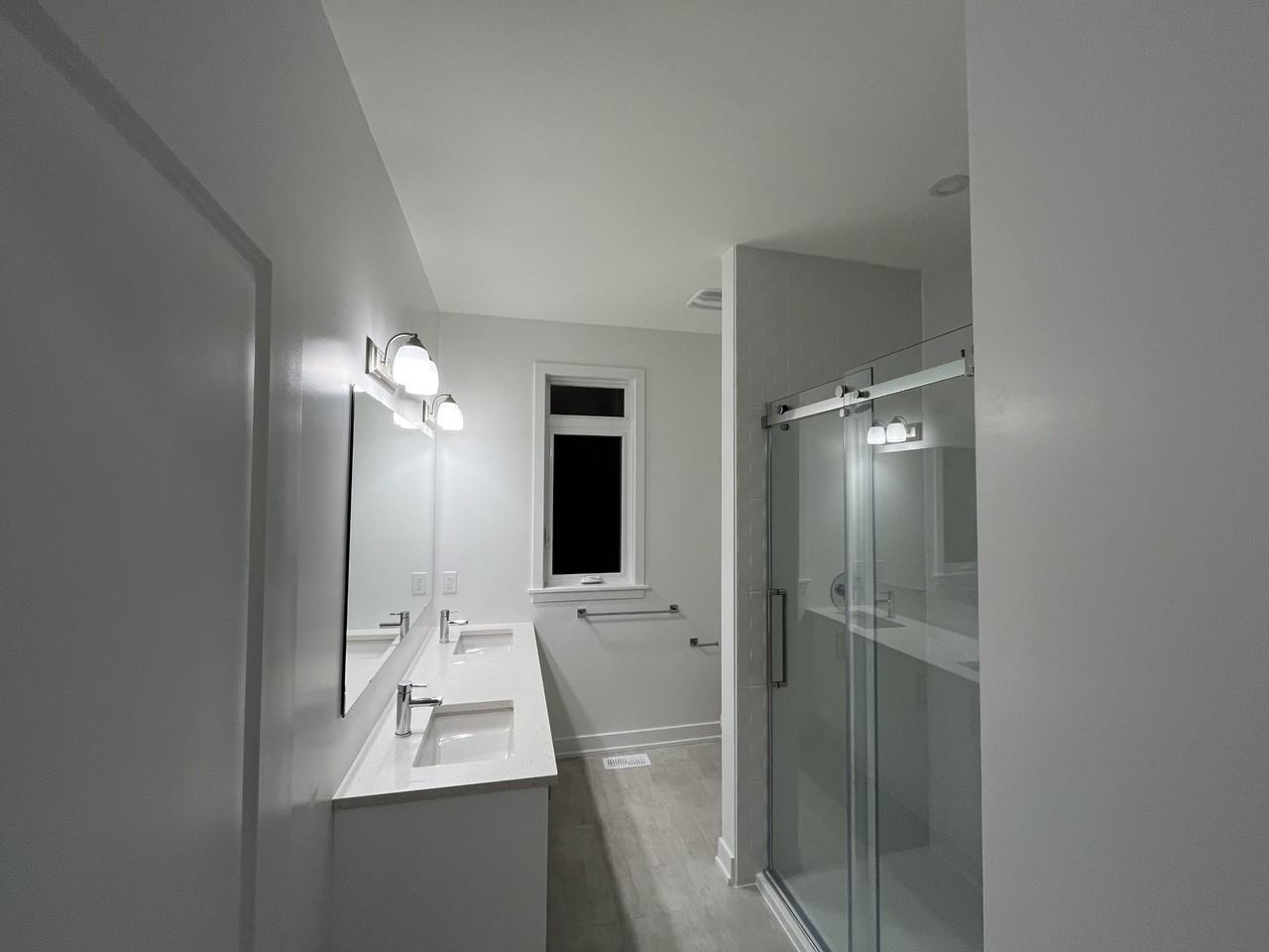 346 Monticello Ave #1 - Photo 3 of 10