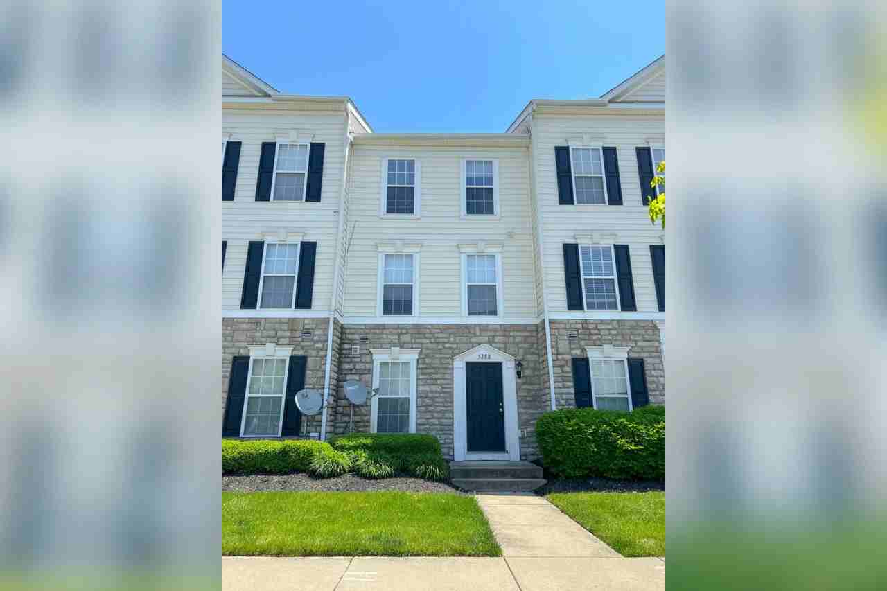 5288 Royal Arch Cascade Dr - Photo 3 of 49