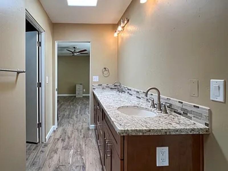 7825 E San Carlos Rd - Photo 3 of 11