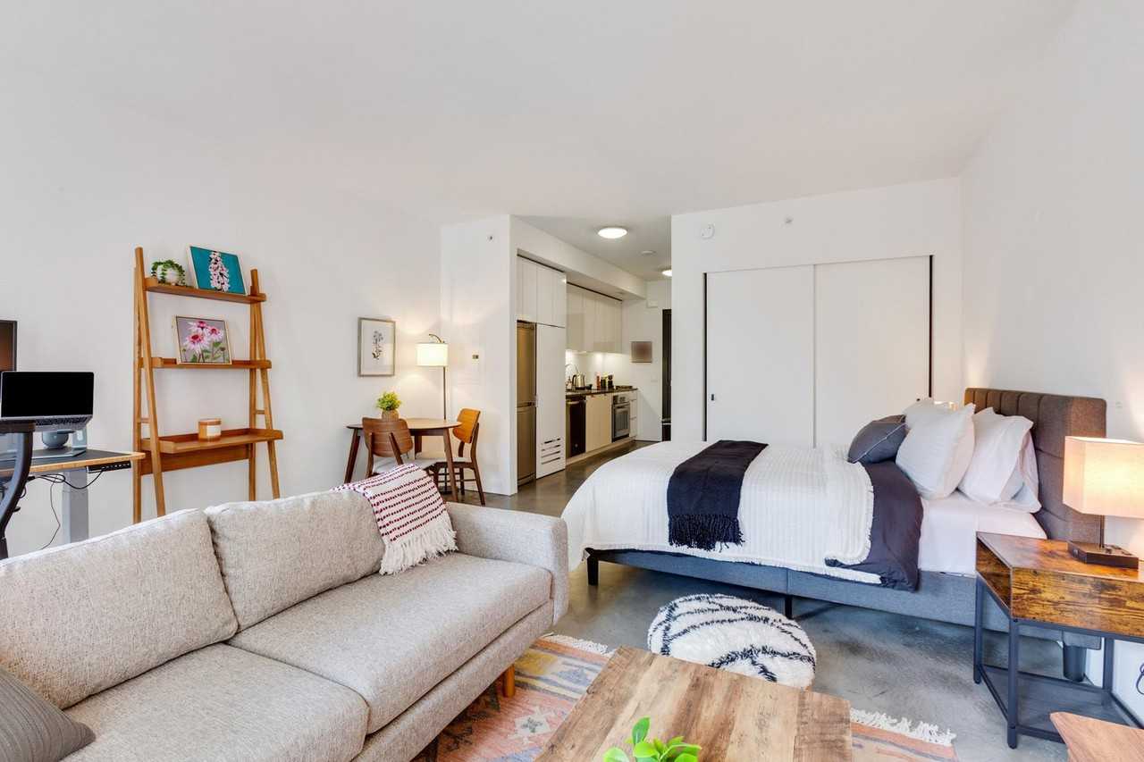 18 10th St #278475P - Photo 4 of 28