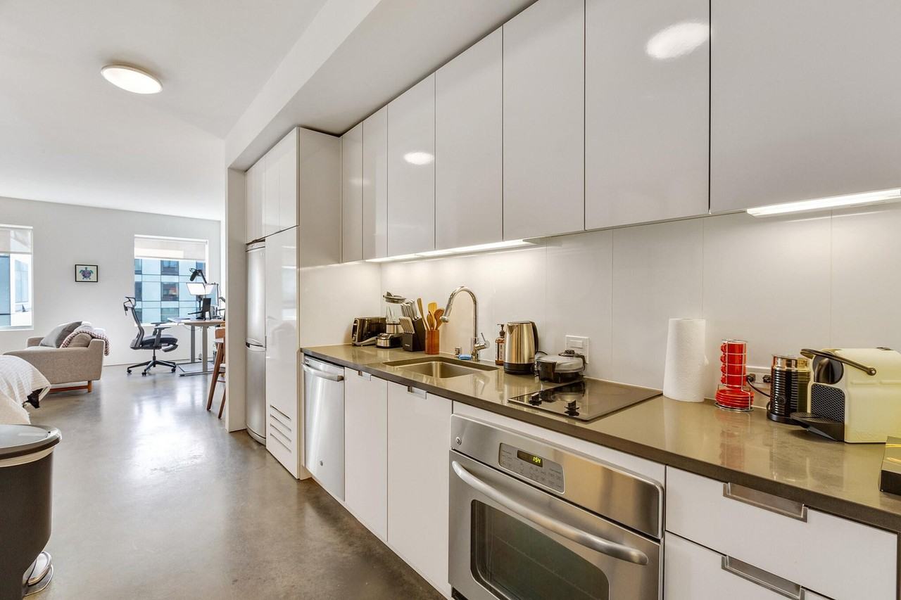 18 10th St #278475P - Photo 6 of 28