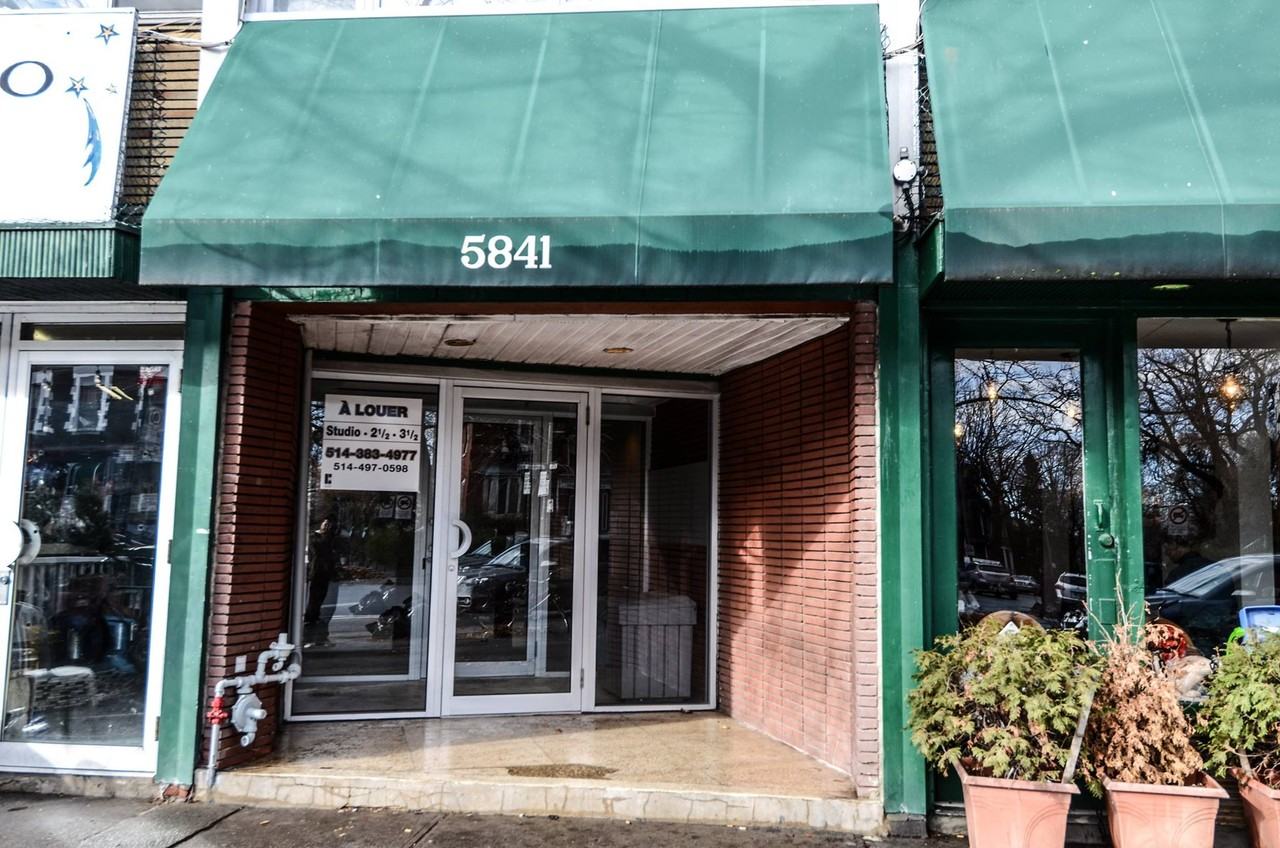 5841 Sherbrooke St. West - Photo 2 of 4