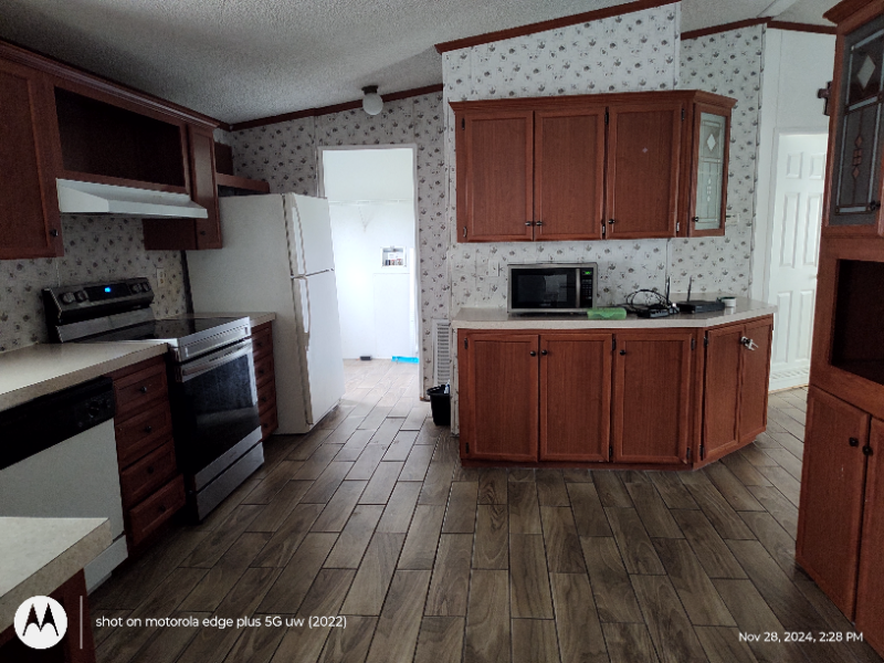 7023 Highland Rd - Photo 2 of 8