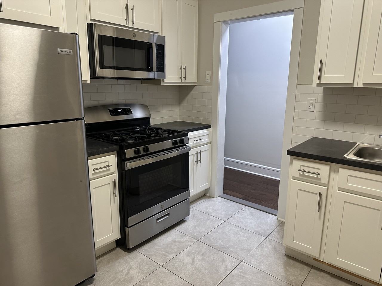 93 Fairview Avenue #A8 - Photo 6 of 26