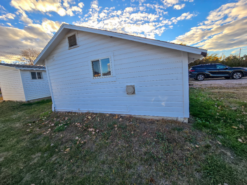 517 E New York St - Photo 6 of 20