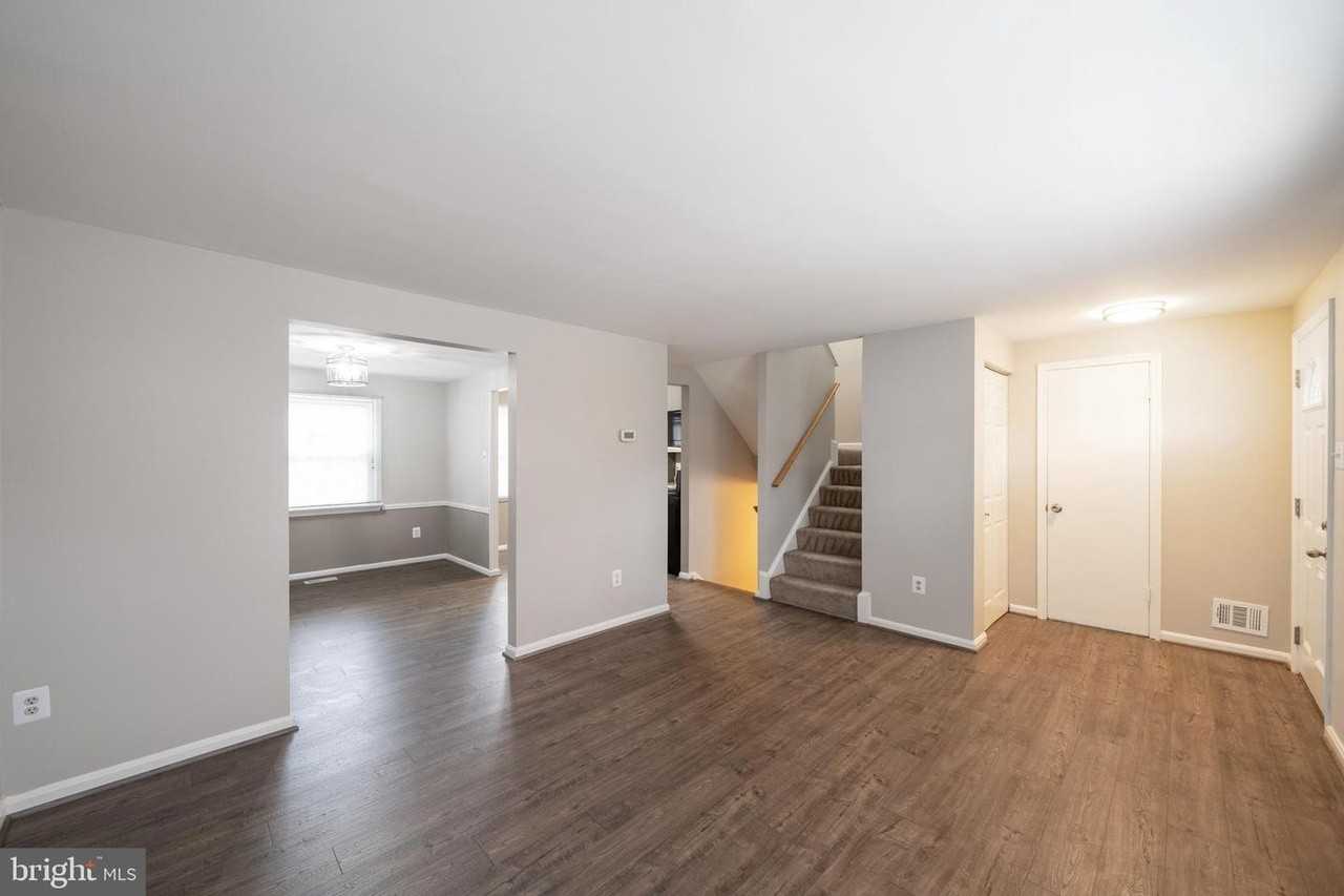 3049 Silent Valley Dr #TH - Photo 2 of 18