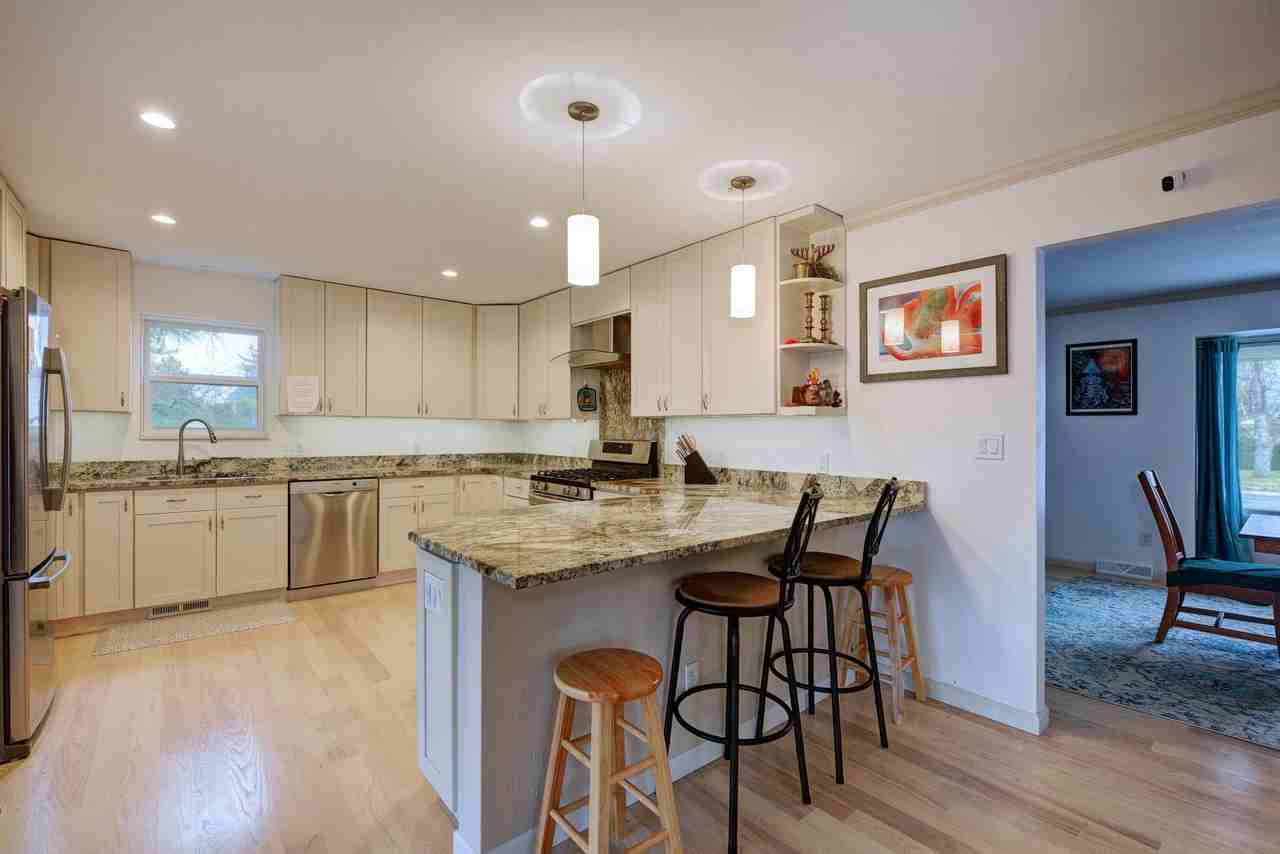 1115 1115 Hancock Drive - Green - Photo 3 of 15