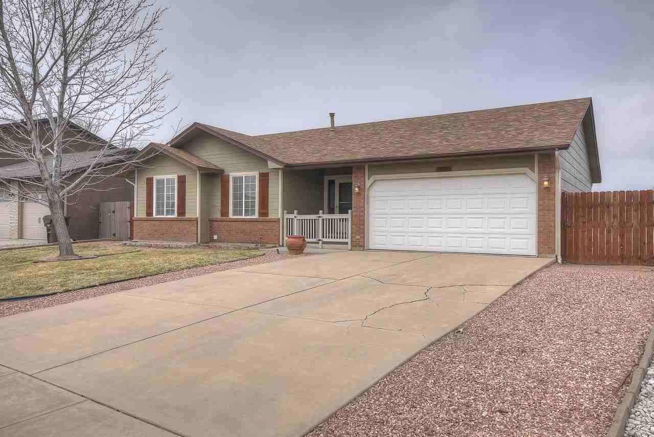 1282 Marsh Hawk Dr - Photo 3 of 43