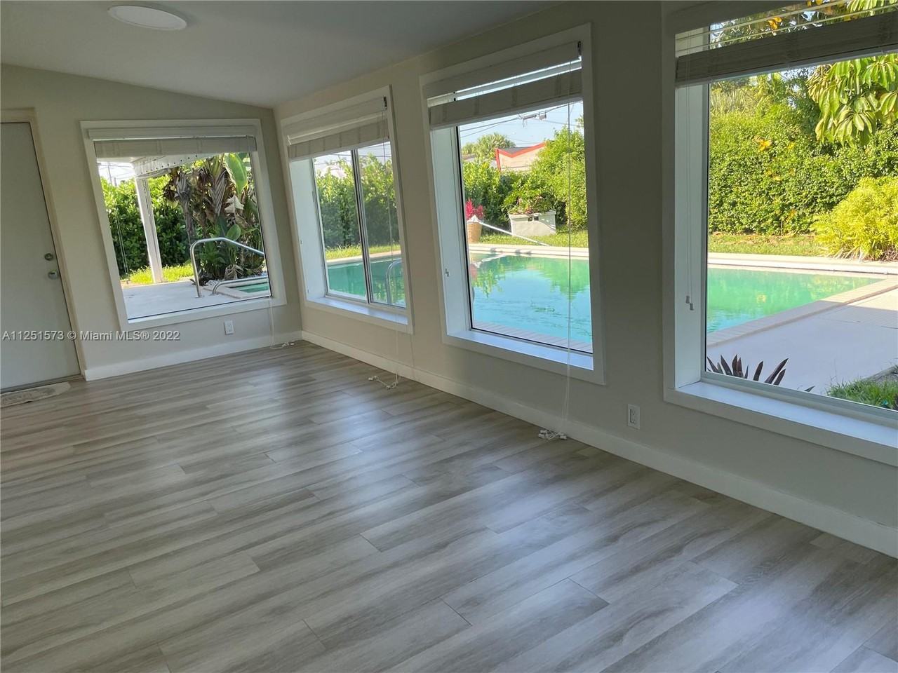 4152 Sw 98th Ave #NA - Photo 3 of 9