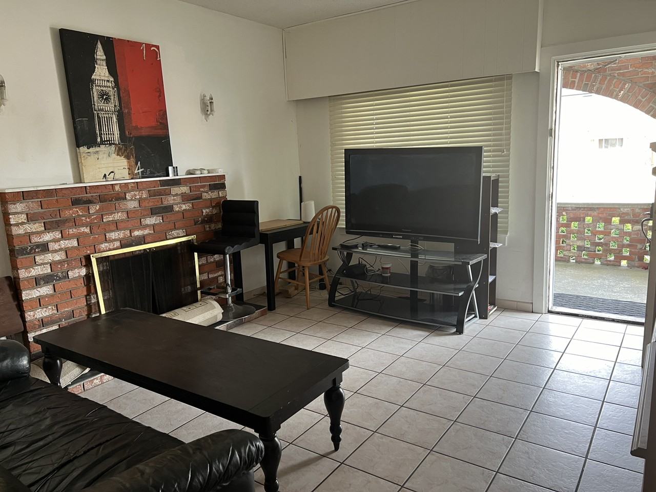 1595 Renfrew St - Photo 3 of 9