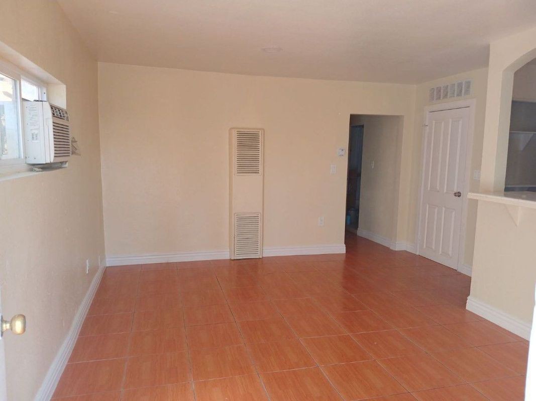 4912 Astor Ave ##A - Photo 2 of 5
