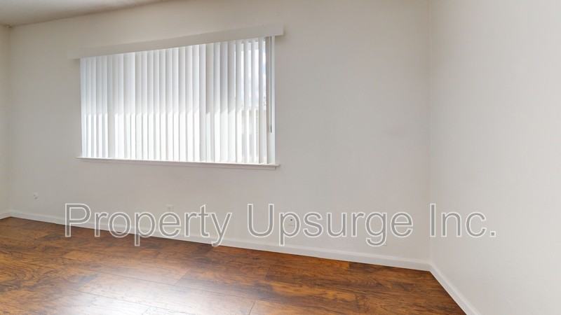 330 Bird St #11 - Photo 7 of 12