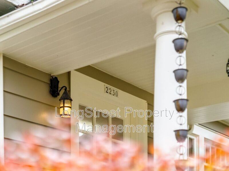 2230 Se 51st Ave - Photo 3 of 35