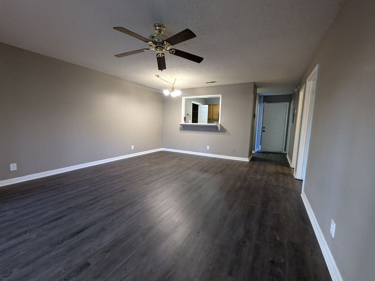 5021 Seven Pine Cir - Photo 6 of 8