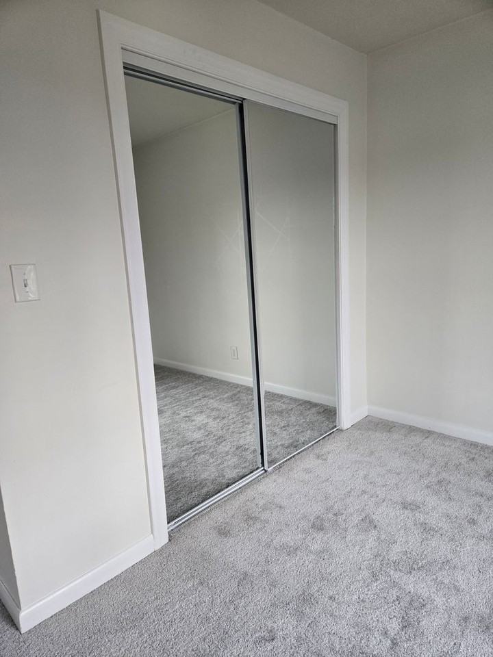 Brandon Ladd Apartments & Townhomes - Photo 5 of 7